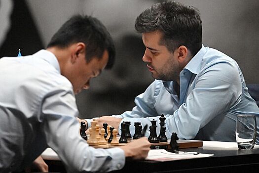 Американский шахматист признался, что болеет за Непомнящего в матче за шахматную корону