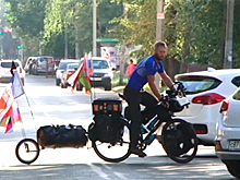 Путем «Нормандии - Неман»: француз проехал 5000 км на велосипеде до Ярославля