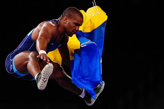 Националисты призвали олимпийского чемпиона из Украины "валить в Африку"