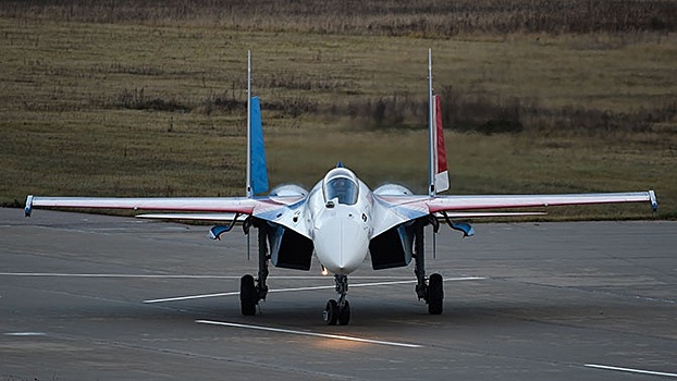 Летчик рассказал о преимуществах Су-35 над F-15 и Су-27