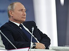 Bloomberg (США): Чувствуя себя в меньшей изоляции, путинская Россия занимает выжидательную позицию
