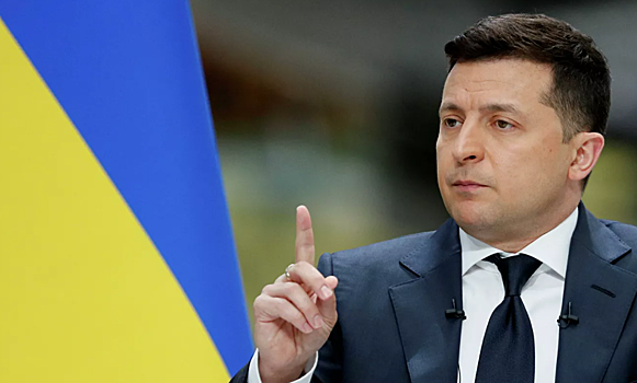 Зеленский заявил о готовности к «необходимым решениям» по Донбассу