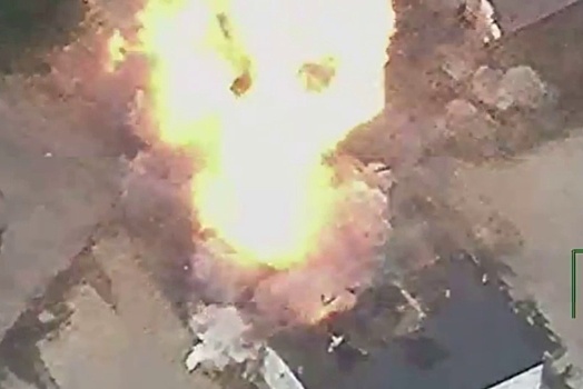 Появилось видео, как "Искандер" уничтожил  базу с 32 гаубицами Д-20 ВСУ