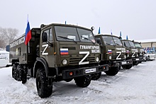 Из Ростова на фронт отправили 70 машин с подарками для военных