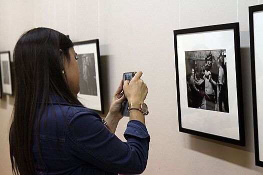 «Фотолето» в музее ИЗО открылось выставкой «Кафе Лемитц»