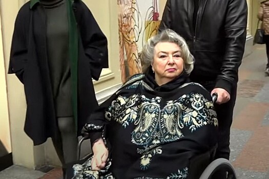 «Я была сломана»: Тарасова оказалась в инвалидной коляске