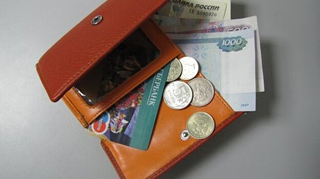Стало известно, почему работники не просят повышения зарплаты