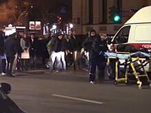 Иномарка сбила девушку у ночного клуба на Нижне-Волжской набережной