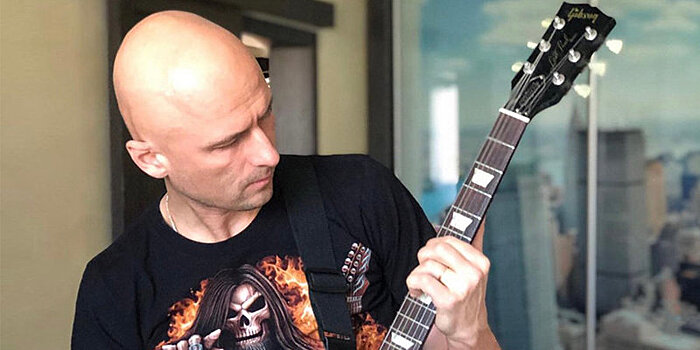 Арбитр Карасев не против сыграть концерт в стиле хеви-метал с Губерниевым