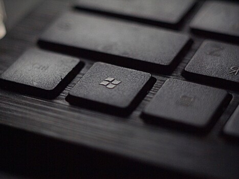 Сенаторы хотят запретить Windows на новых компьютерах в РФ