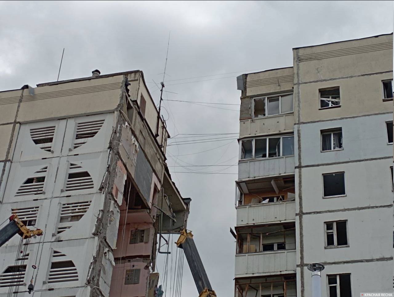 В Белгороде завершили эвакуацию жителей обрушенной многоэтажки