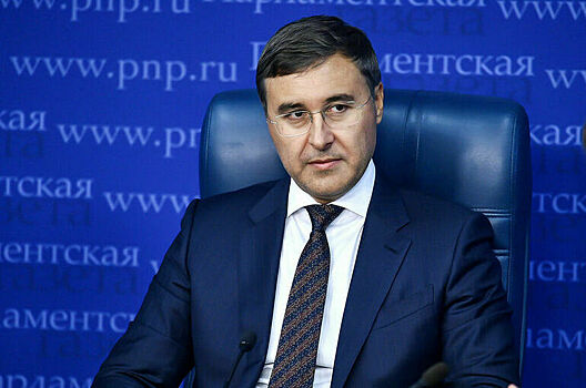 Министр Фальков предложил поступать в магистратуру после нескольких лет работы