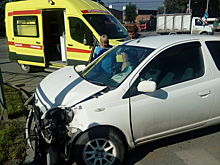 На Ватутина столкнулись две «Тойоты»: на месте работает скорая