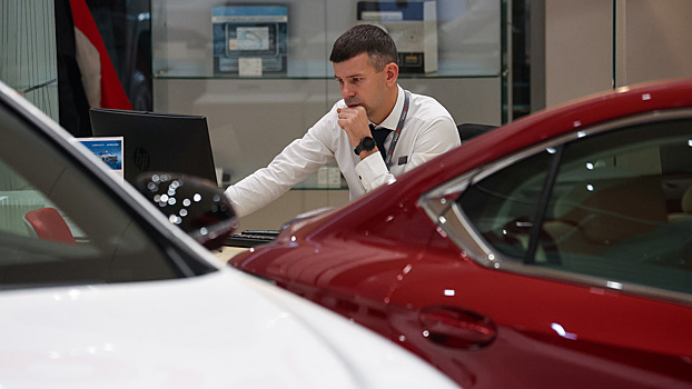 Стало известно, сколько автомобилей купили россияне в 2025 году