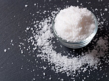 Что будет, если перестать есть соль? В чём опасность соли в блюдах?