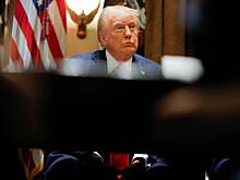 Однопартийцы Трампа усомнились в законности его решений