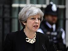 Мэй собралась объявить России экономическую войну