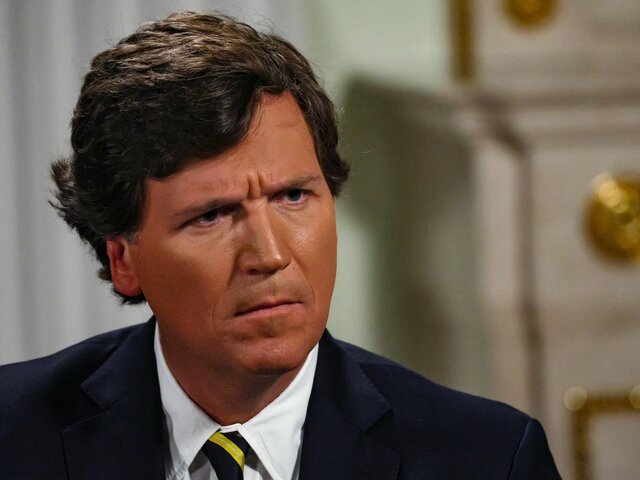 Журналист Карлсон обвинил Украину в продаже оружия США на черном рынке