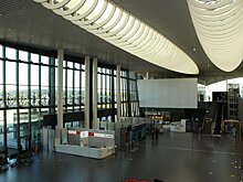 Пассажирка рейса из Москвы в Саратов курила на борту. Её встречали полицейские 