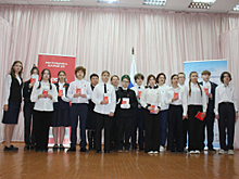 В Республике Марий Эл юным йошкаролинцам вручили паспорта в День Конституции Российской Федерации