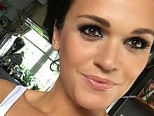 Слава возмутила фанатов пикантным фото