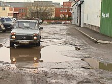 На улице Лядова рушится неправильно построенная дорога