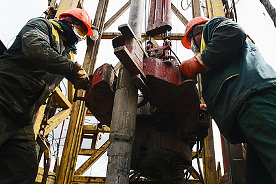 О последствиях подписанного Россией соглашения о сокращении добычи нефти