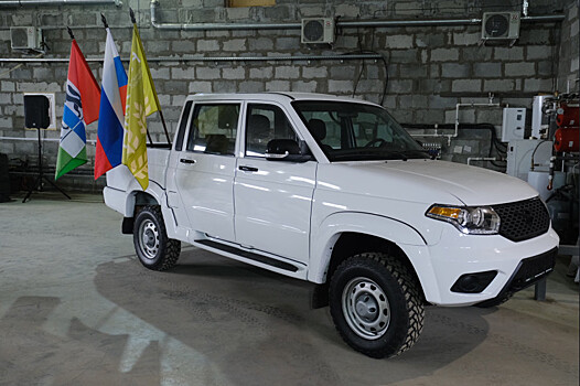 Фермеры из Новосибирской области купили УАЗ и обмундирование для военнослужащих