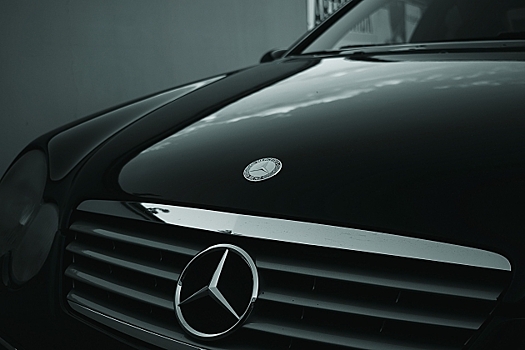 Социальные сети «любят» Mercedes больше BMW