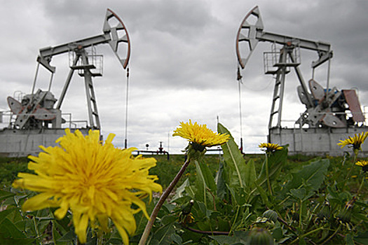 Глава "Лукойла" назвал риски цены на нефть в 100 долларов за баррель