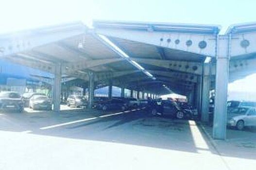 Дедушка на Toyota сбил 71-летнюю бабушку на парковке уфимского ТЦ