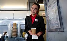 Бортпроводник раскрыл отвратительную причину не пить кофе на борту самолета
