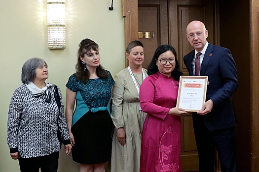 Вьетнамские преподаватели сочинили гимн русскому языку