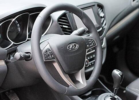 Глава АвтоВАЗа назвал сохранение выпуска Lada трудовым подвигом