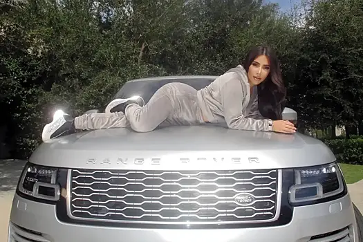 Разбитый Range Rover Ким Кардашьян выставили на продажу за 9 миллионов рублей