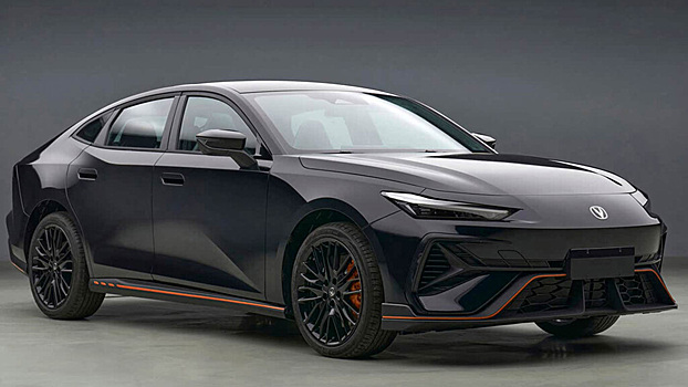 Полный привод и «автомат»: Changan Uni-V в России получит новую версию