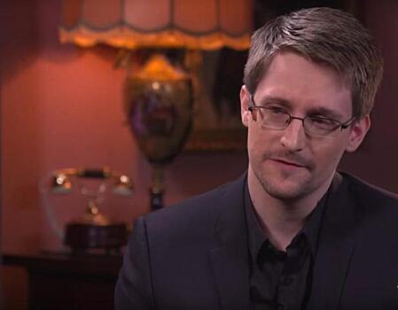 Эвард Сноуден заявил об опасности «умной» техники