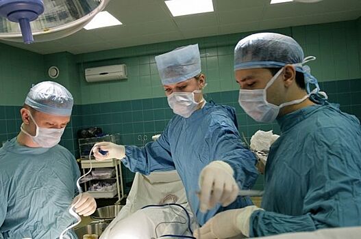 Кубанские врачи удалили женщине опухоль весом 1,5 кг