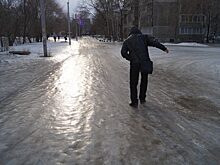 В Тюмени бизнес-леди отсудила почти 300 тысяч рублей за перелом плеча