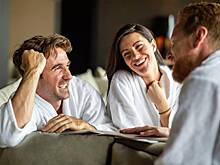 Девушка влюбилась в близнецов и рассказала о совместной жизни с ними