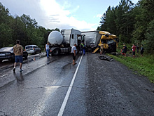 Трасса М5 в Челябинской области оказалась перекрыта из-за ДТП с фурой