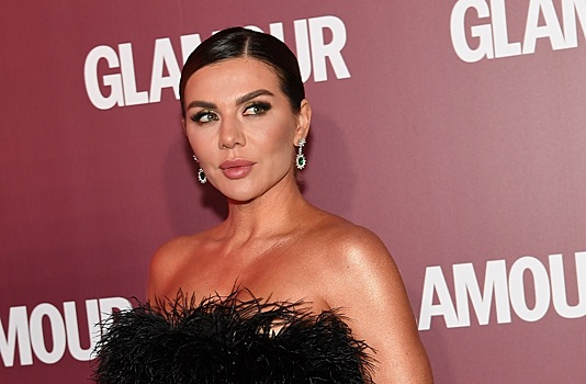 Седокова рассказала об отношениях с молодым мужем