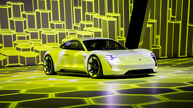 Porsche намерена расширять линейку гибридов и электрокаров
