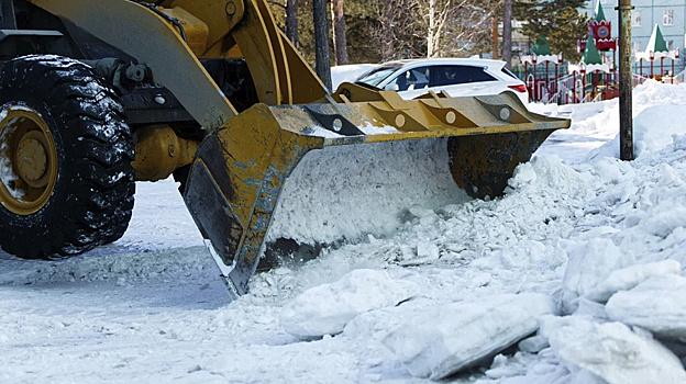 Власти Ноябрьска отчитались об уборке города в праздничные дни