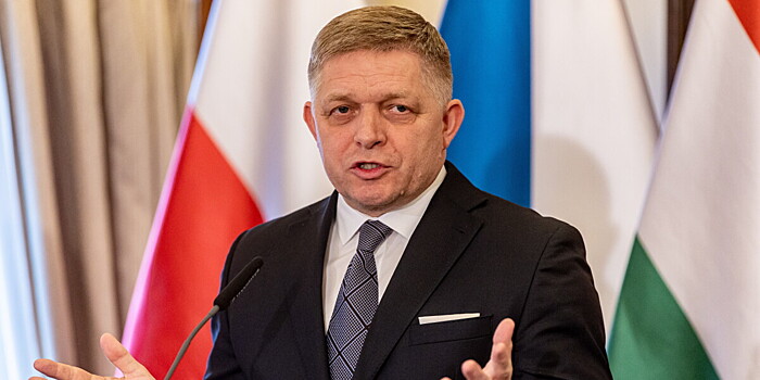 СМИ: Покушение на премьера Словакии совершил 71-летний писатель