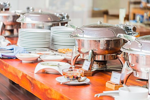 За шведский стол в гостинице СО РАН заплатит 9 миллионов рублей