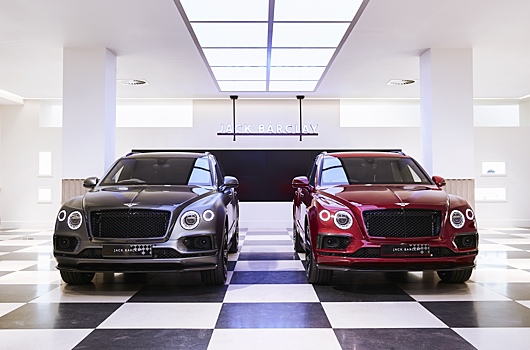 Bentley построила две «Бентайги» с салоном из твида