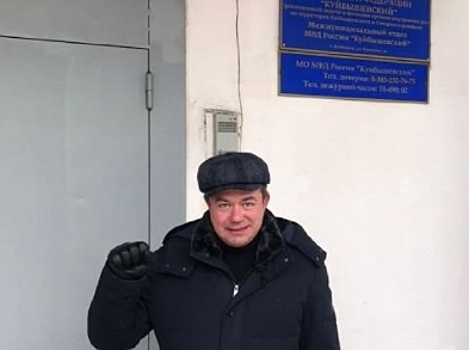 За встречу с избирателями новосибирского депутата от КПРФ оштрафовали на 10 тысяч рублей