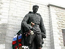 Десять лет спустя: как сейчас в Эстонии относятся к «Бронзовому солдату»