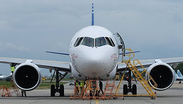 Билеты пахнут керосином: подорожают ли авиаперевозки для россиян к Новому году